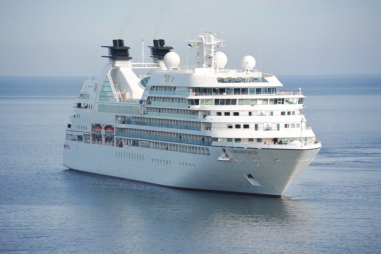 cruise, ship, ocean-1578528.jpg